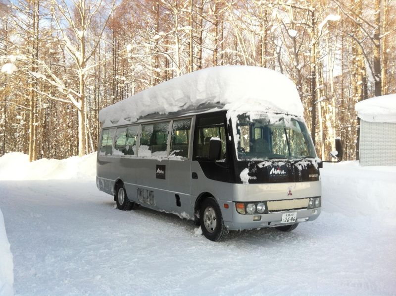 Moiwa Lodge Bus